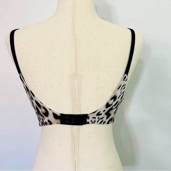 Victoria’s Secret Very Sexy Push Up Bra 32D Leopard - Picture 3 of 4